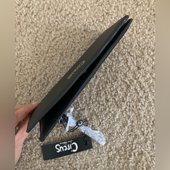 Circus by Sam Edelman Bifold Wallet New - Picture 3 of 5